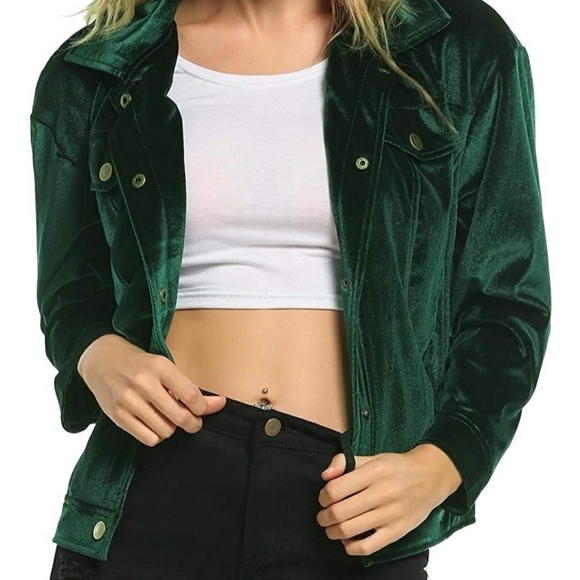 Umgee Jackets & Blazers - NWOT UMGEE CRUSH VELVET  JACKET